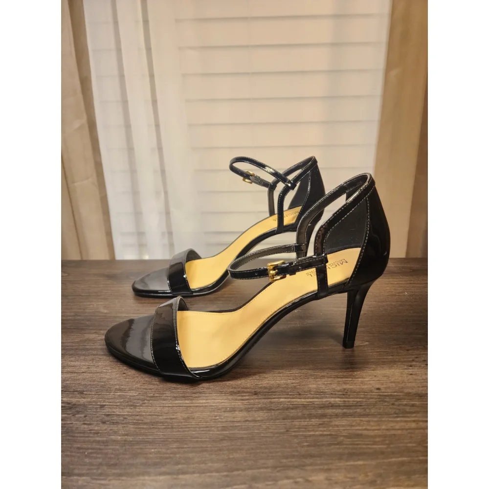 MICHAEL KORS Classic Leather Ankle Strap Stiletto Heel Sandals 9.5 M